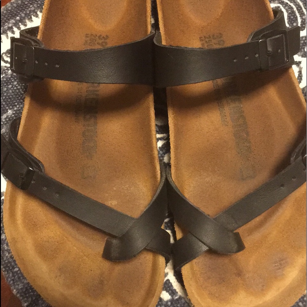 Black Birkenstock’s